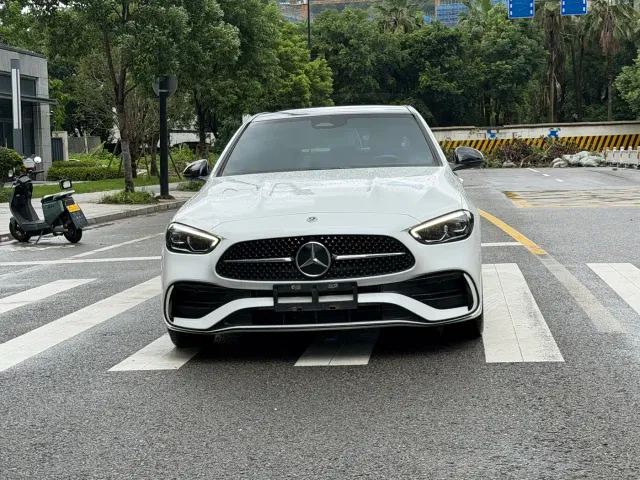 Mercedes-Benz C-Class — Фото автомобиля 2