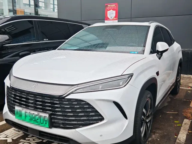 Фотография автомобиля — BYD Song L DM-i