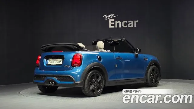 MINI Cooper Convertible — Фото автомобиля 2