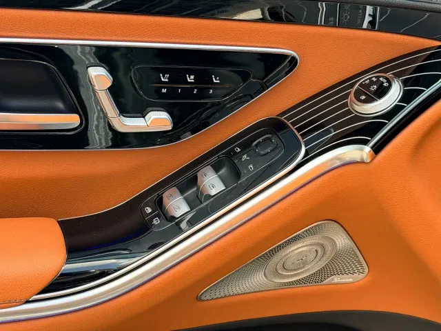 Mercedes-Benz S-Class — Фото автомобиля 10
