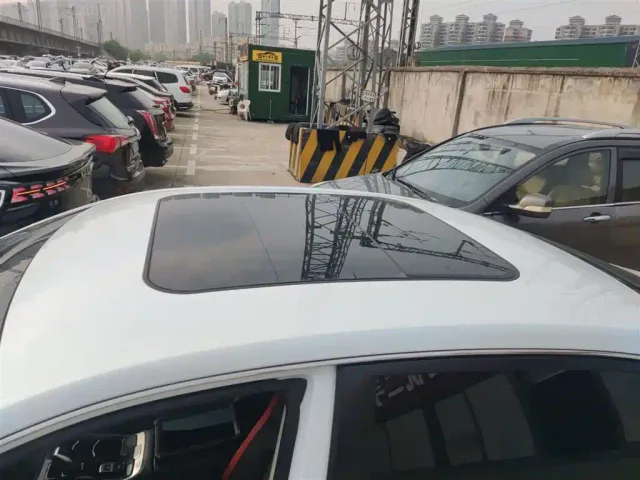 Dongfeng Yixuan MAX — Фото автомобиля 25
