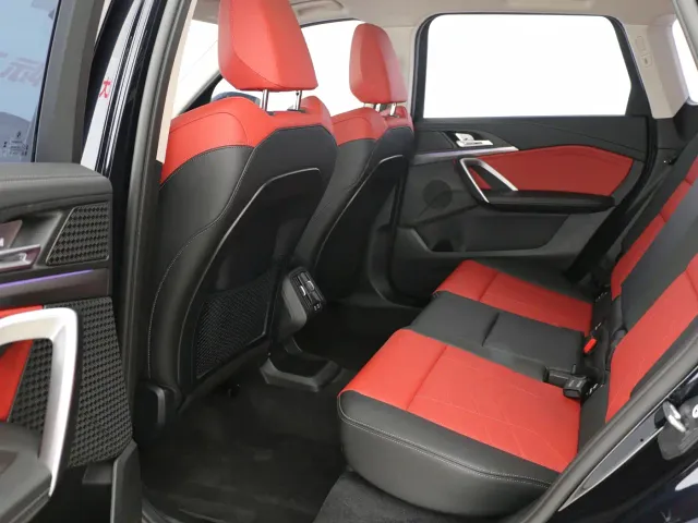 BMW X1 — Фото автомобиля 8