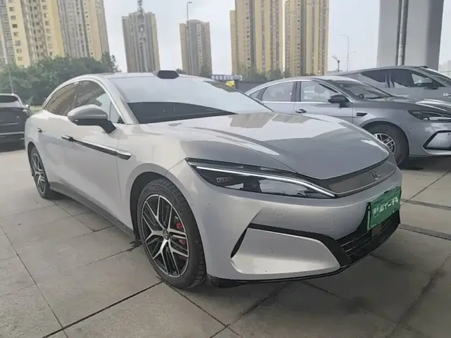 BYD Han L — Фото автомобиля 3