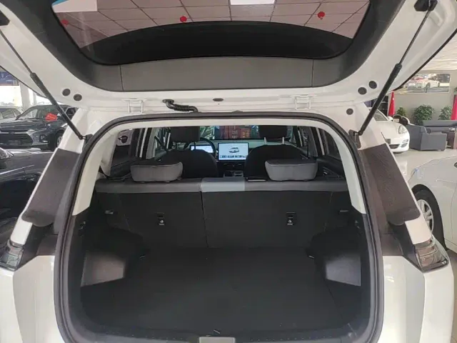 GAC Aion Y — Фото автомобиля 18