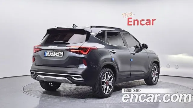 Kia Seltos Seltos Бензин 1.6 турбо 2WD — Фото автомобиля 2