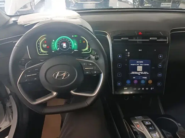 Hyundai Tucson — Фото автомобиля 9
