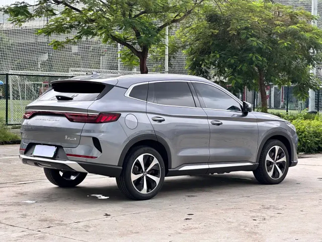 BYD Song PLUS — Фото автомобиля 3