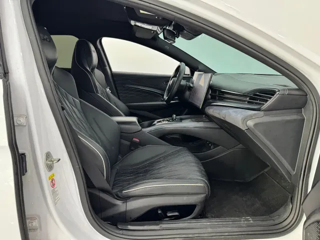 BYD Seal — Фото автомобиля 11