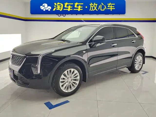 Фотография автомобиля — Cadillac XT4