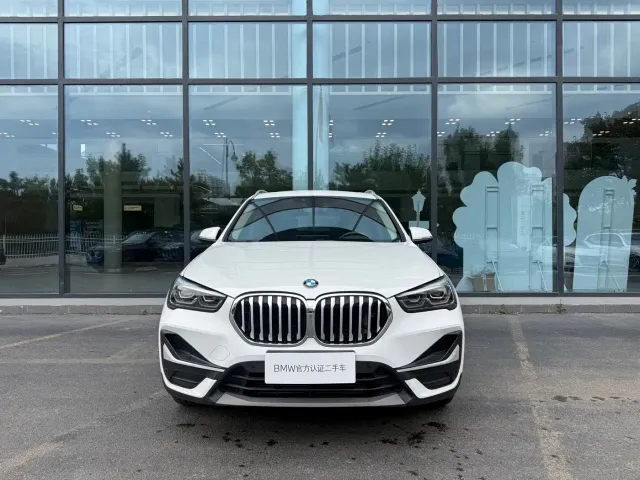 BMW X1 — Фото автомобиля 2
