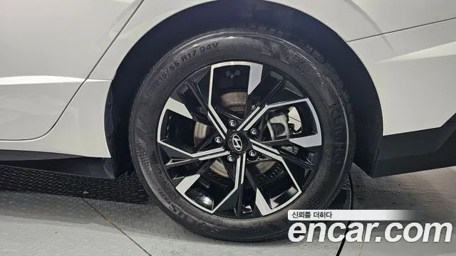 Hyundai Sonata — Фото автомобиля 21