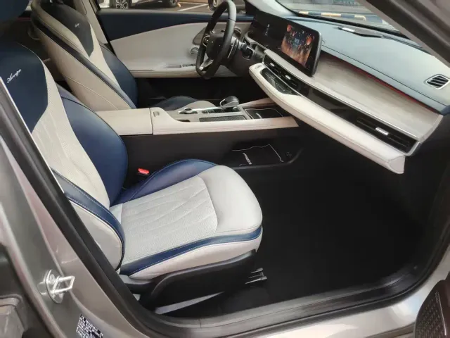 Chery Arrizo 8 — Фото автомобиля 4