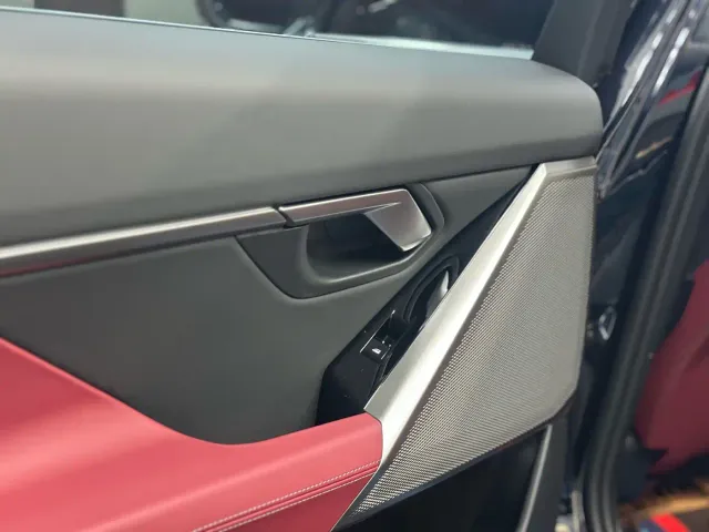 BMW 5 Series — Фото автомобиля 9