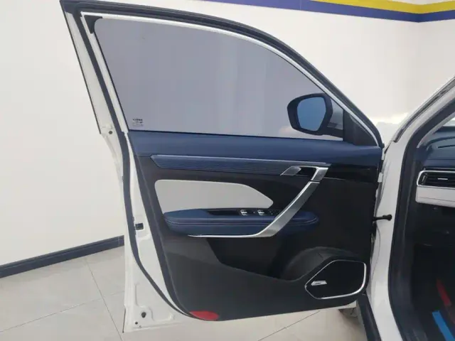 Geely Boyue — Фото автомобиля 7