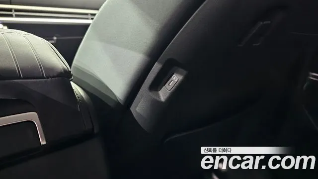 Hyundai Santafe Santa Fe (MX5) Бензин 2.5T 2WD — Фото автомобиля 26