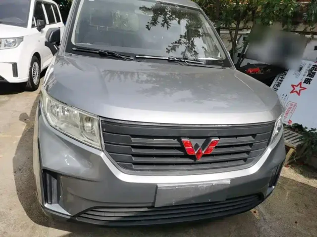 Wuling Zhengcheng — Фото автомобиля 2