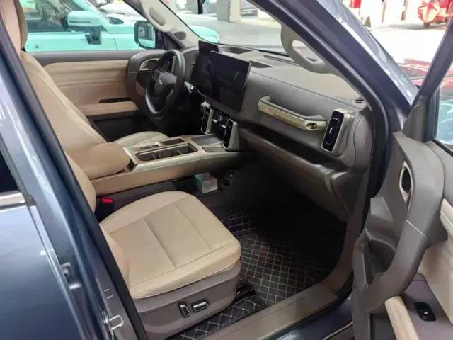 Haval Big Dog — Фото автомобиля 10