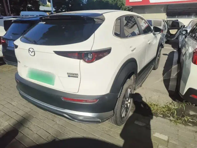 Mazda CX-30 EV — Фото автомобиля 6