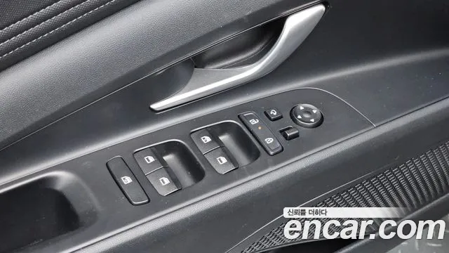Hyundai AVANTE Новый Avante (CN7) — Фото автомобиля 19