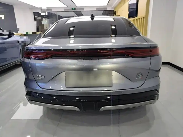 BYD Han L — Фото автомобиля 5