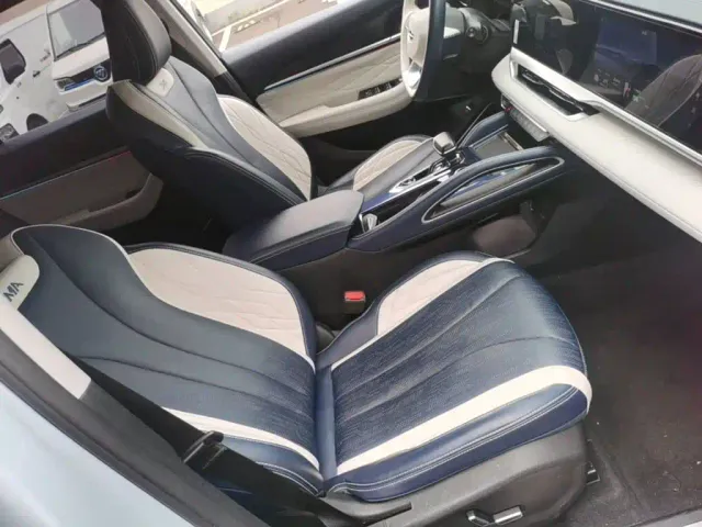 Geely Xingyue L — Фото автомобиля 24