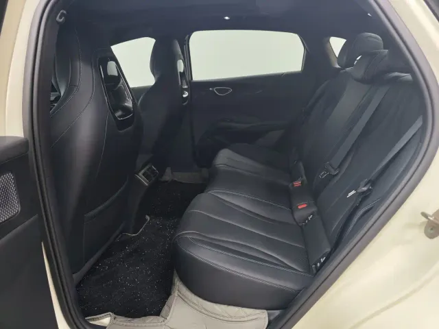 BYD Seal 06 — Фото автомобиля 14
