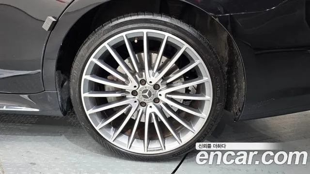 Mercedes-Benz S-Class — Фото автомобиля 6