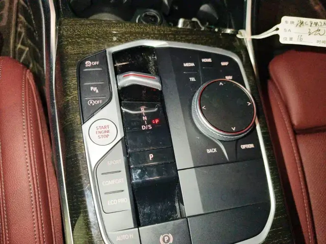 BMW 3 Series — Фото автомобиля 15