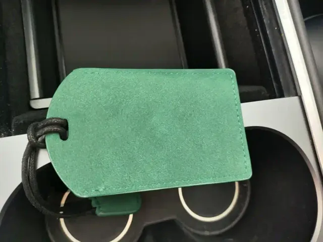 Tesla Model Y — Фото автомобиля 8