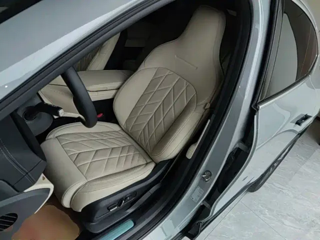 Nio EC6 — Фото автомобиля 14