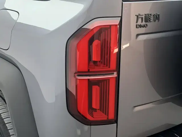 BYD FangChengBao Leopard 5 — Фото автомобиля 14
