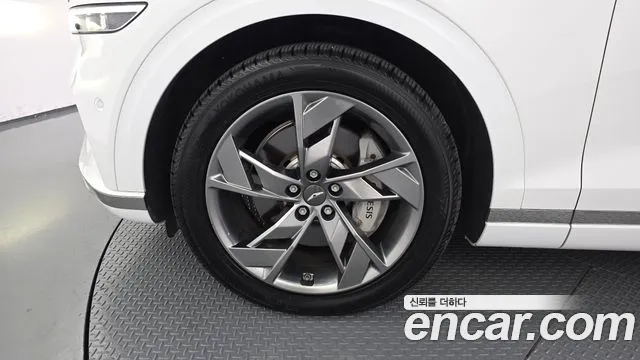 Genesis GV70 Electrified — Фото автомобиля 5