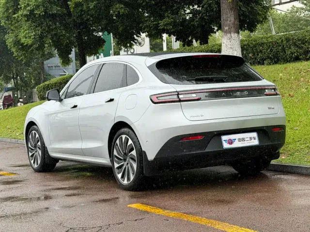 Aito M5 — Фото автомобиля 4