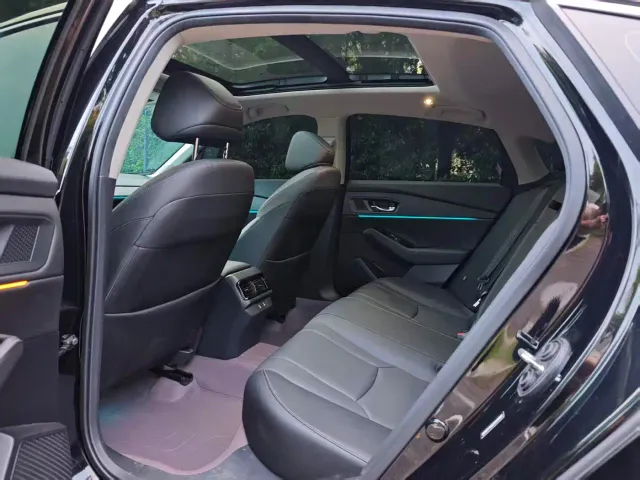Honda Accord — Фото автомобиля 6