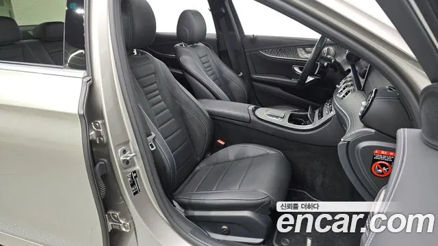 Mercedes-Benz E-Class E-класс W213 E350 4MATIC Avantgarde — Фото автомобиля 10