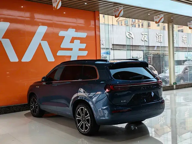 Aito M7 — Фото автомобиля 6