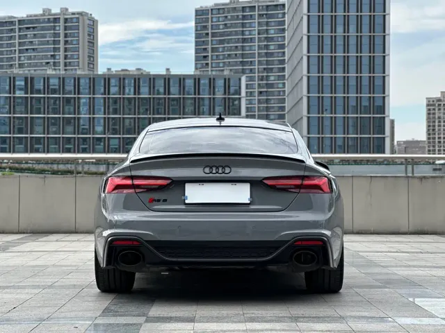 Audi RS 5 — Фото автомобиля 5