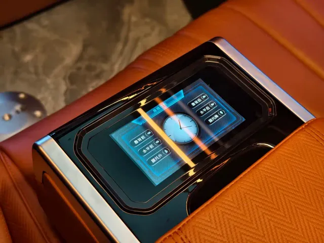 Rhein Auto Traveler — Фото автомобиля 28