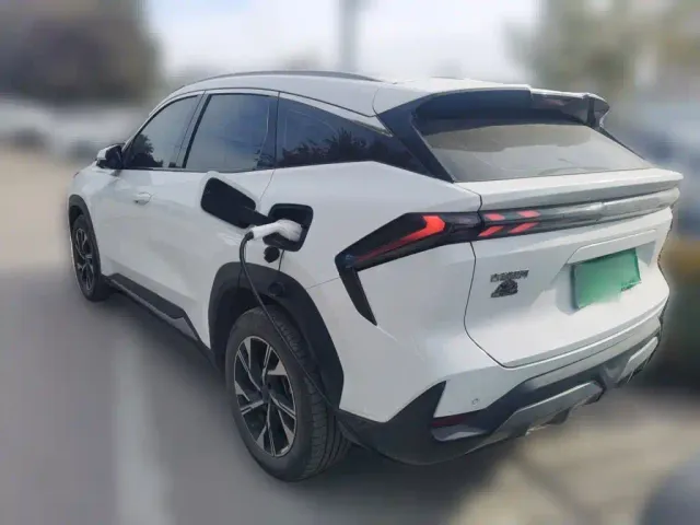 Geely Galaxy L7 — Фото автомобиля 24
