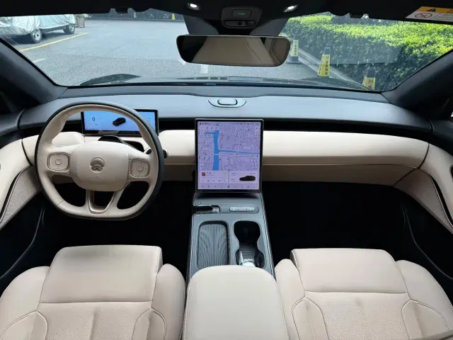 Nio ET5 Touring — Фото автомобиля 11