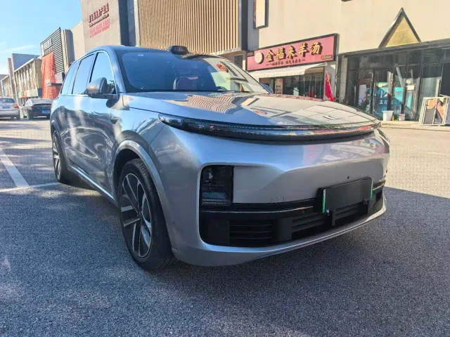 Li Auto L9 — Фото автомобиля 3