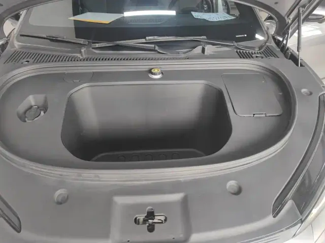 BYD Qin L — Фото автомобиля 10