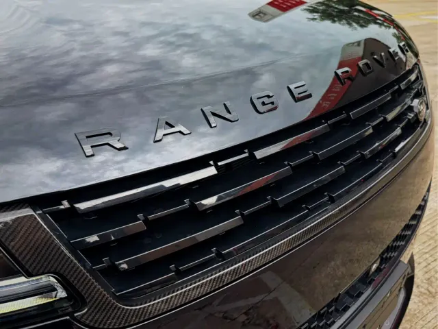 Land Rover Range Rover Sport — Фото автомобиля 18