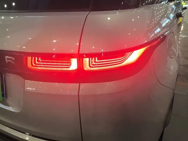 Land Rover Range Rover Evoque — Фото автомобиля 7