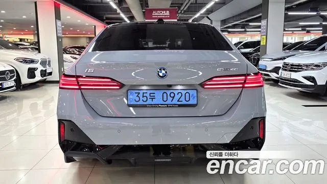 BMW i5 — Фото автомобиля 7