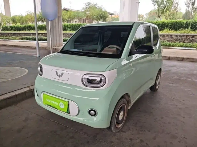 Фотография автомобиля — Wuling Hongguang Mini EV
