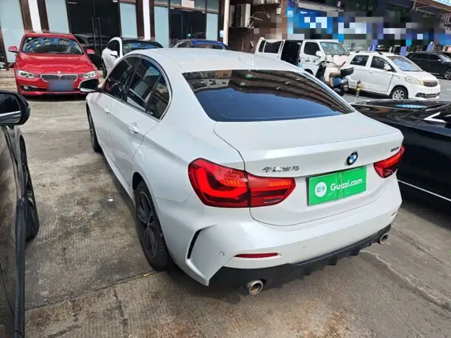 BMW 1 Series — Фото автомобиля 4