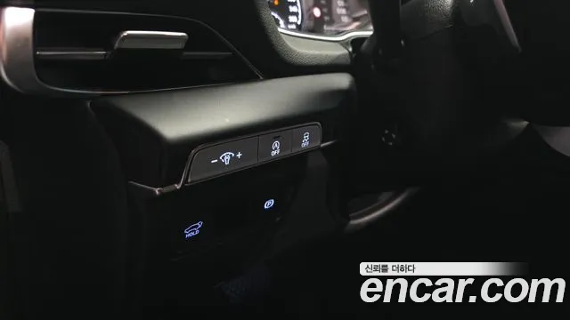Genesis GV80 — Фото автомобиля 27