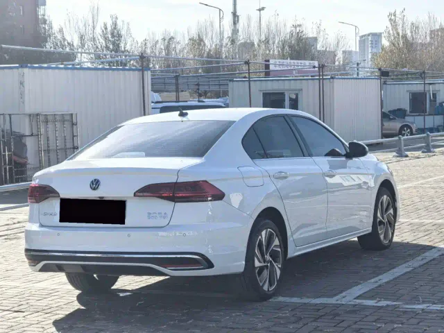 Volkswagen Bora — Фото автомобиля 9