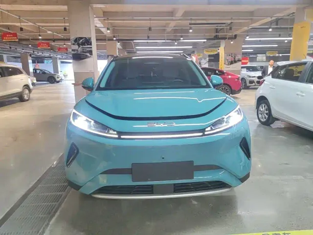 BYD Sealion 05 EV — Фото автомобиля 2